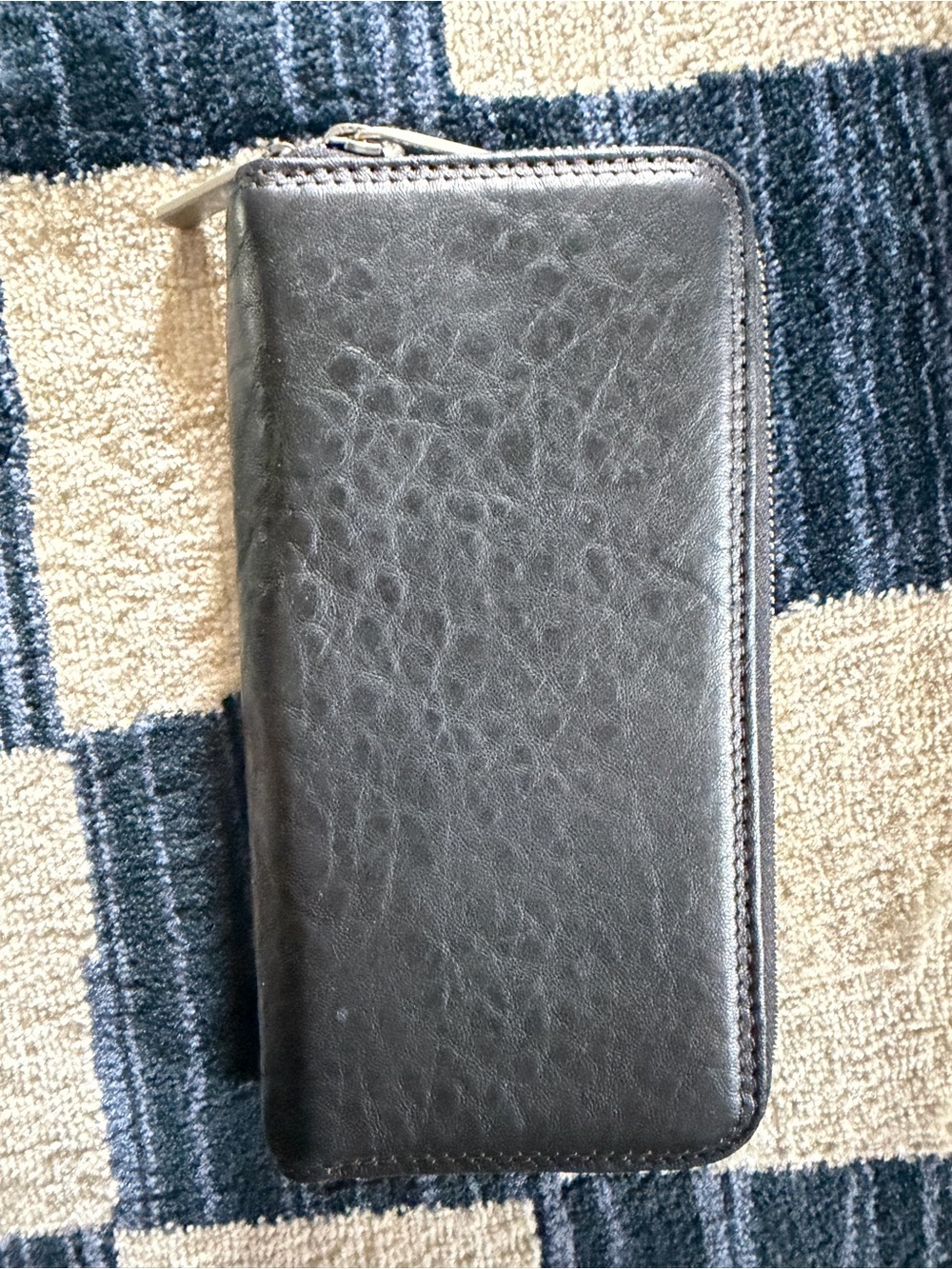 Rough and tumble wallet
